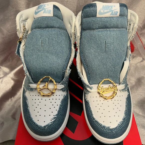 靴 Nike Women's Air Jordan 1 High OG\"Denim\" Womens Jordan 1 High OG Denim |REVIEW + ON FEET| - YouTube